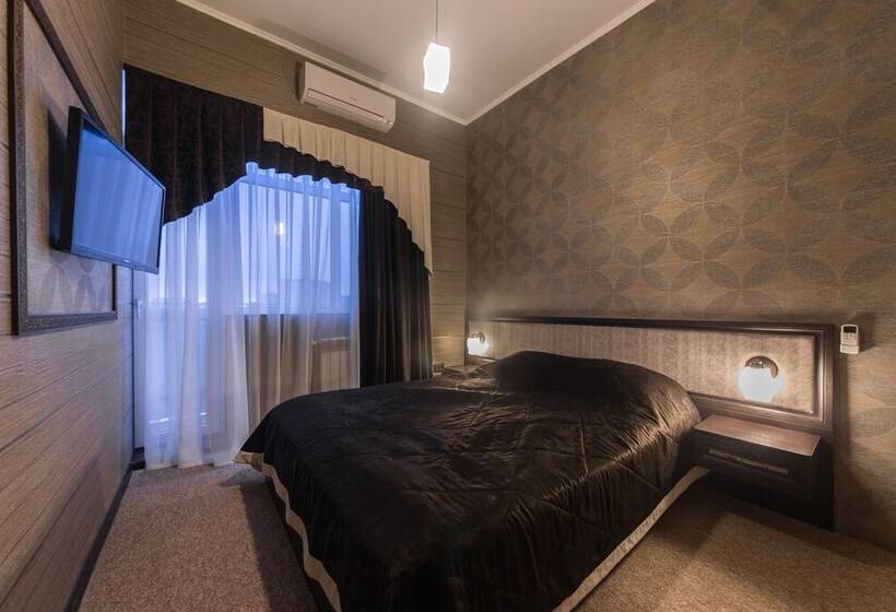 هتل Gostinitsa Kentavr