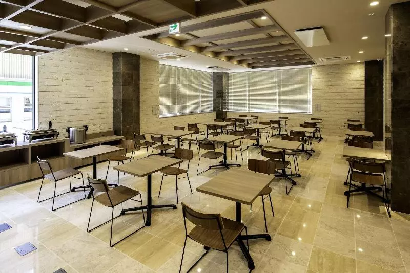 Hotelli Lantana Naha Matsuyama