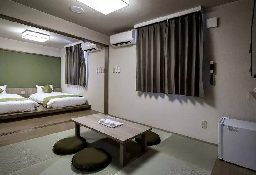 Hotelli Lantana Naha Matsuyama