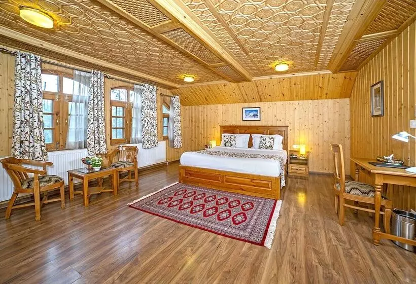 Hotelli Shaw Inn By Stay Pattern