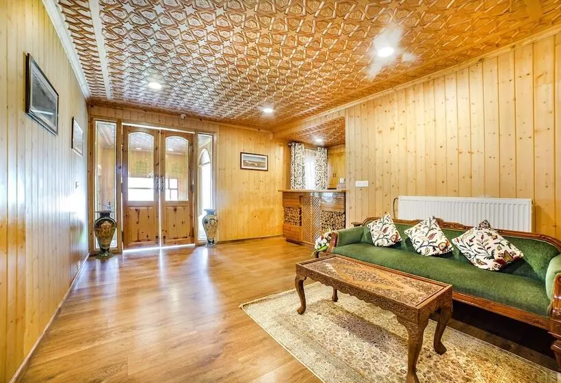 Hotelli Shaw Inn By Stay Pattern