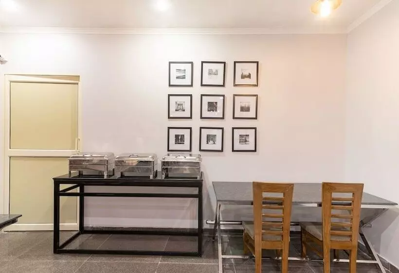 ホテル Silverkey Executive Stays 30670 Nehru Ground Faridabad