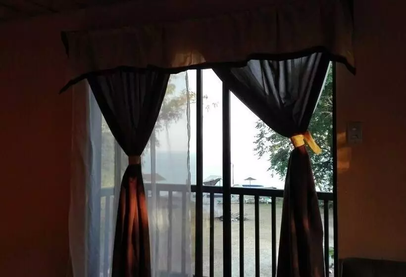 Hotelli Sun & Moon Paradise