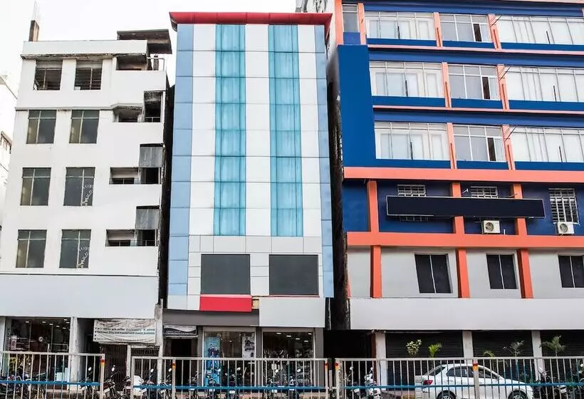 ホテル O The Biztel