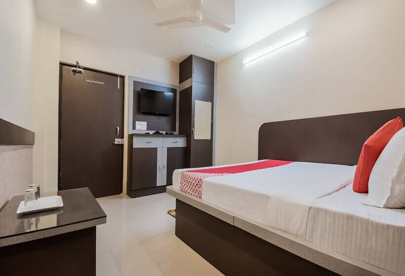 בית מלון כפרי The Legend Inn By Oyo Rooms