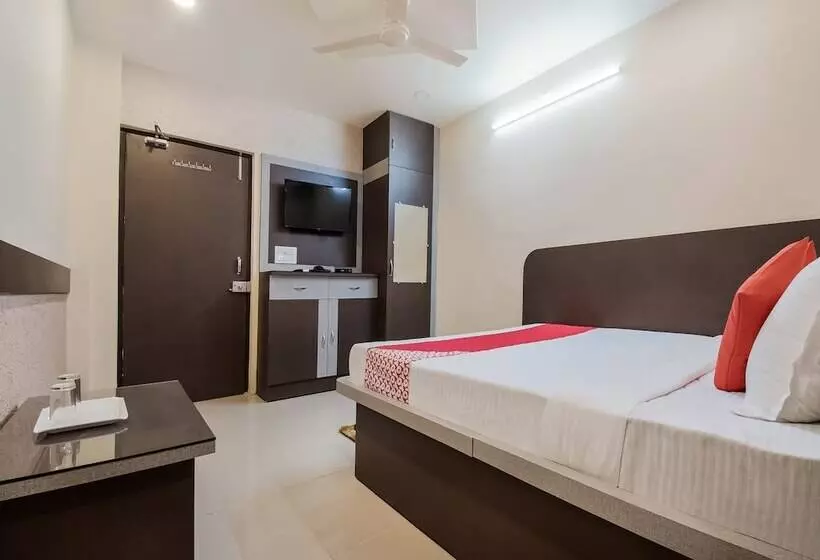 هتل The Legend Inn By Oyo Rooms