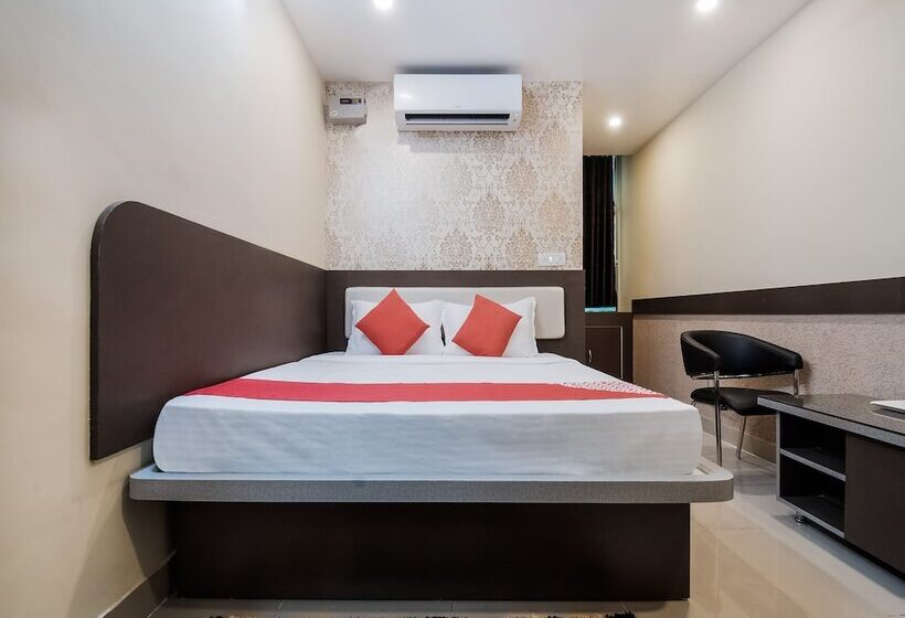 בית מלון כפרי The Legend Inn By Oyo Rooms