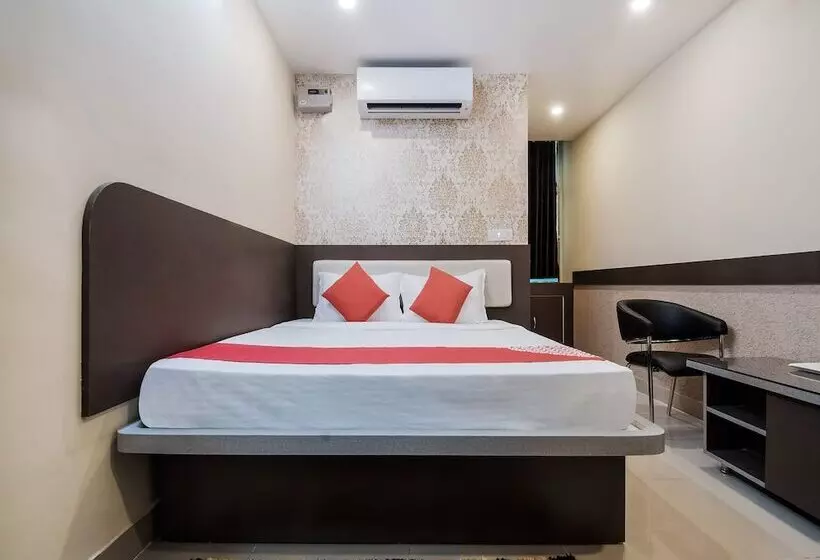 هتل The Legend Inn By Oyo Rooms