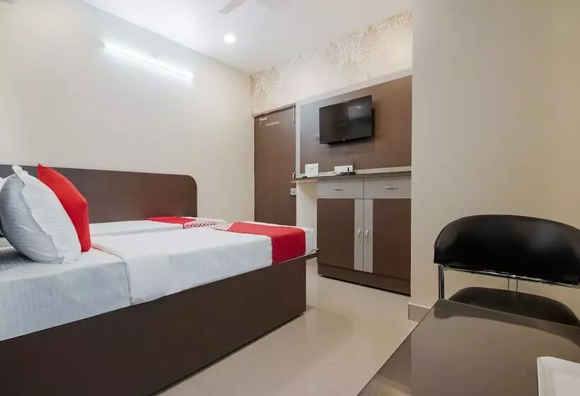 هتل The Legend Inn By Oyo Rooms