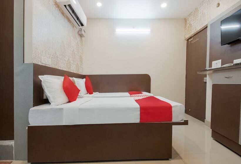 בית מלון כפרי The Legend Inn By Oyo Rooms