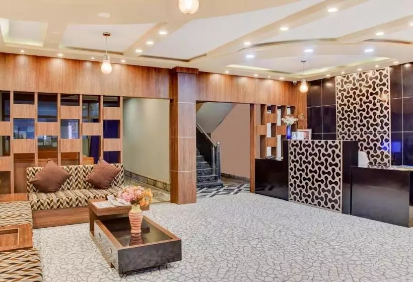 ホテル Treebo Trip Gd