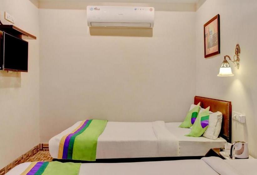 בית מלון כפרי Treebo Trip Gd