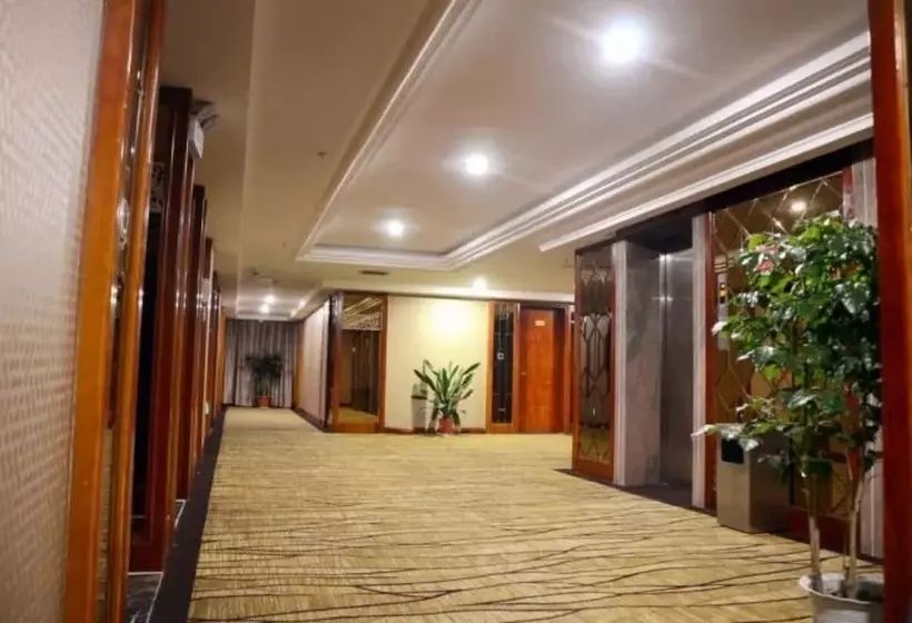 Hotelli Yongzhou Binhu