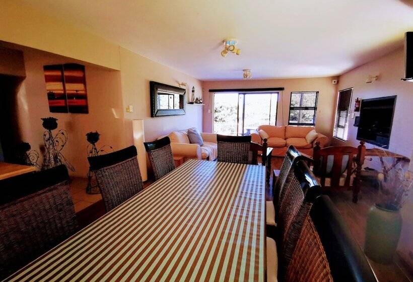 פנסיון Cove View Bed & Breakfast