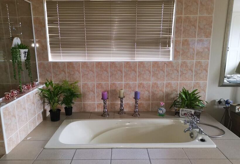 פנסיון Cove View Bed & Breakfast