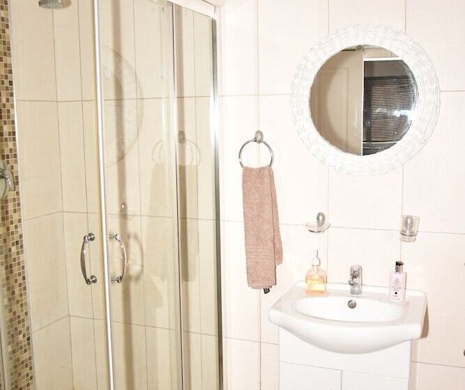 פנסיון Cove View Bed & Breakfast