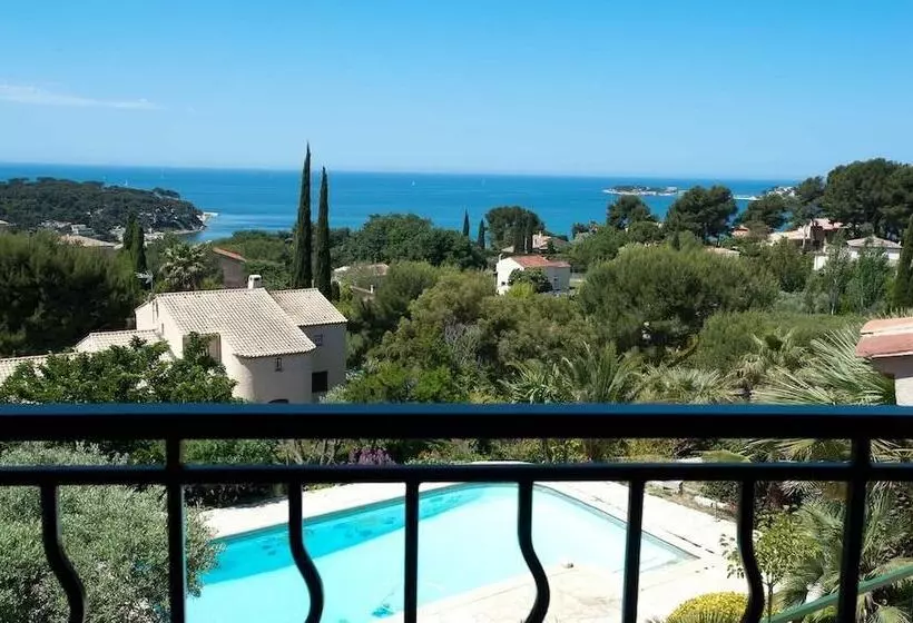 Majatalo La Villa Sanary Sur Mer