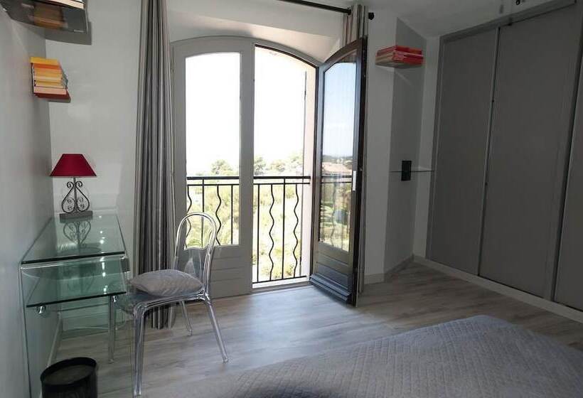 Pension La Villa Sanary Sur Mer