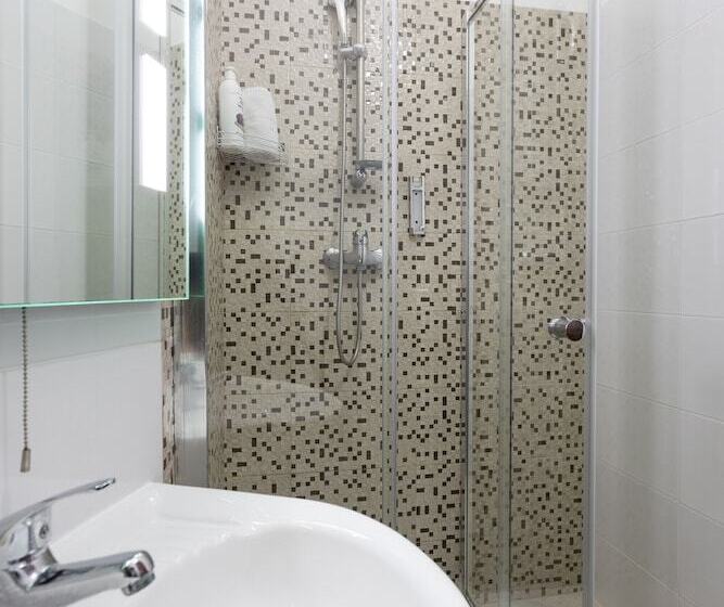 פנסיון Tarona Guesthouse