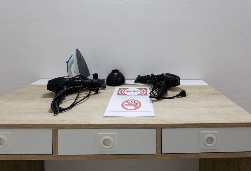 פנסיון Tarona Guesthouse