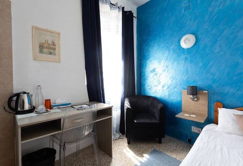 פנסיון Tarona Guesthouse