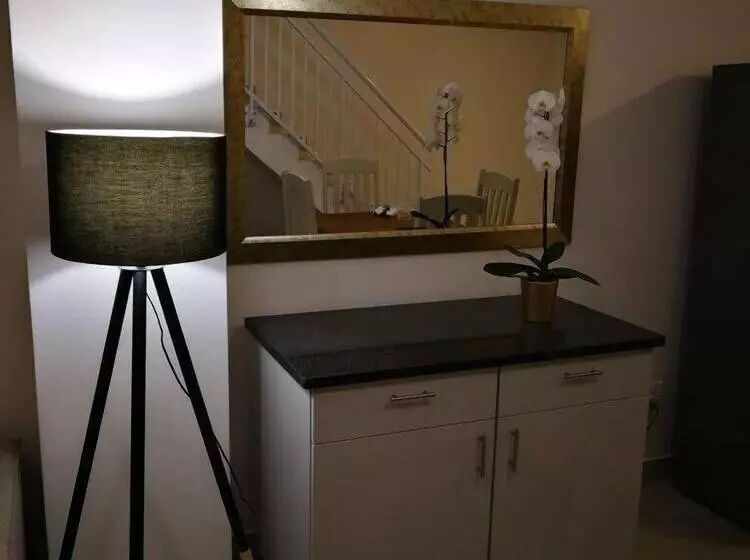 Majatalo Wineland Suites