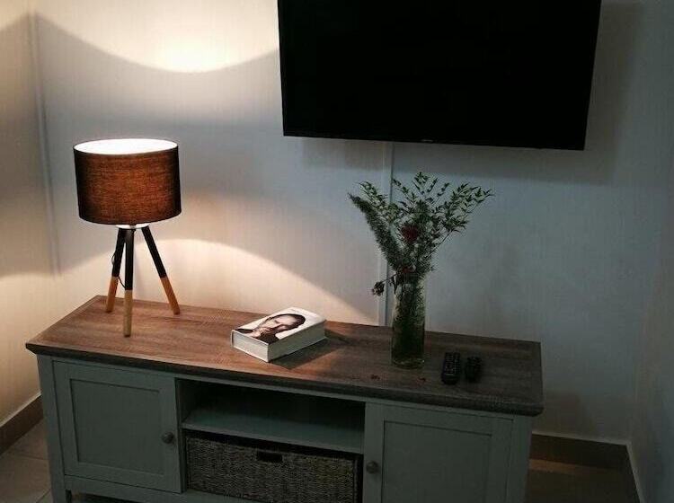 بنسيون Wineland Suites