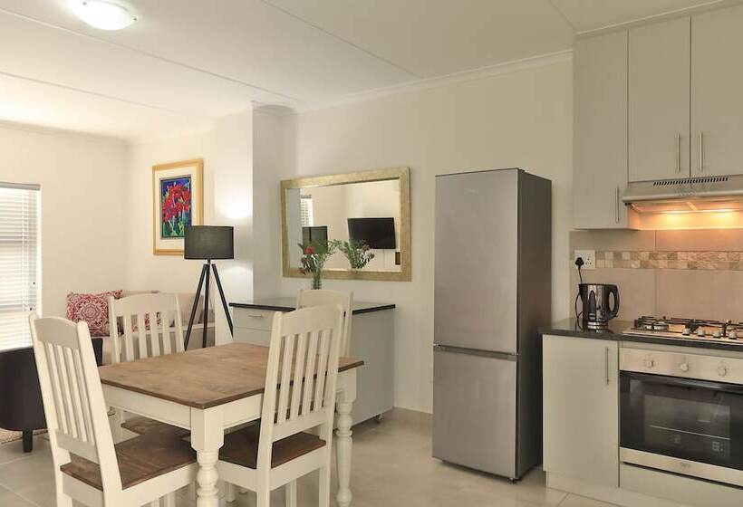 بنسيون Wineland Suites