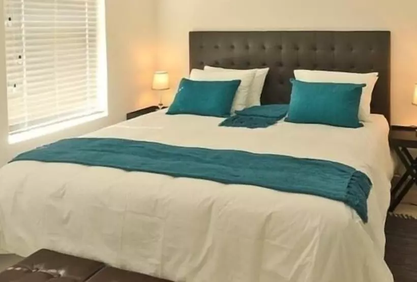 Majatalo Wineland Suites