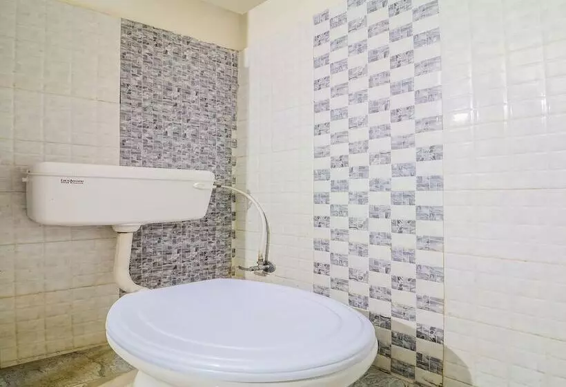 Triotel Hotels And Banquets Opc By Oyo Rooms