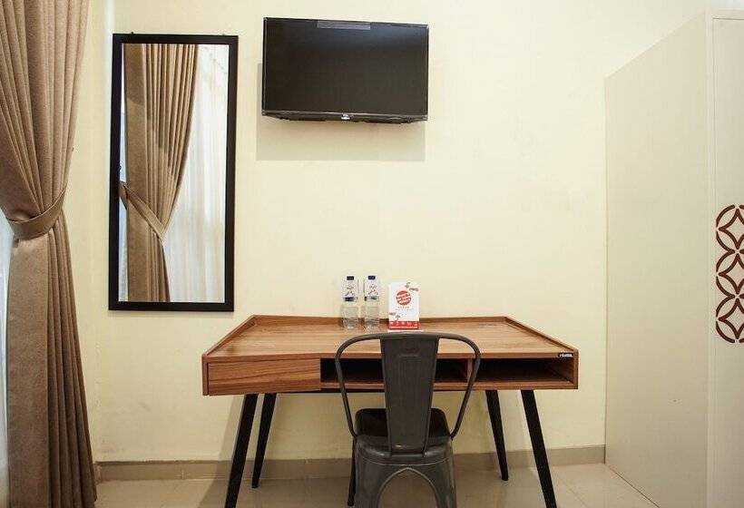 Auberge Hôtelière Eirini Family Homestay By Oyo Rooms