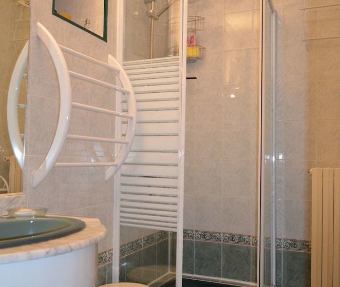 مبيت وإفطار L'oliu De L'oustalet