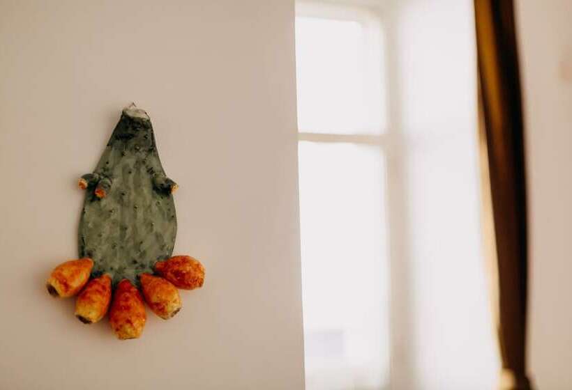 ベッドアンドブレックファースト D Angiò Rooms Manfredi Homes&villas