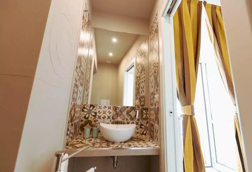 Aamiaismajoitus (B&B) D Angiò Rooms Manfredi Homes&villas