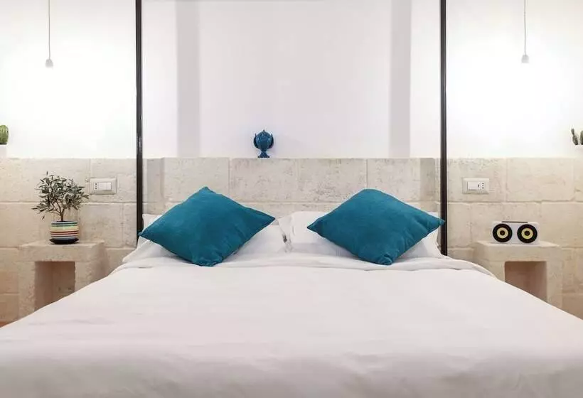 Aamiaismajoitus (B&B) D Angiò Rooms Manfredi Homes&villas