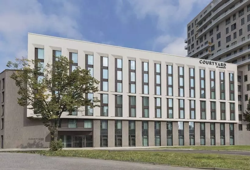 Hotelli Courtyard By Marriott Hamburg City