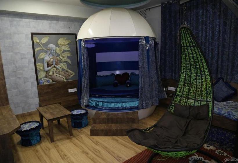 בית מלון כפרי Mahadev Resency