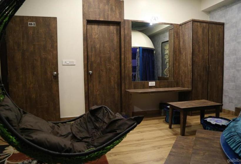 בית מלון כפרי Mahadev Resency