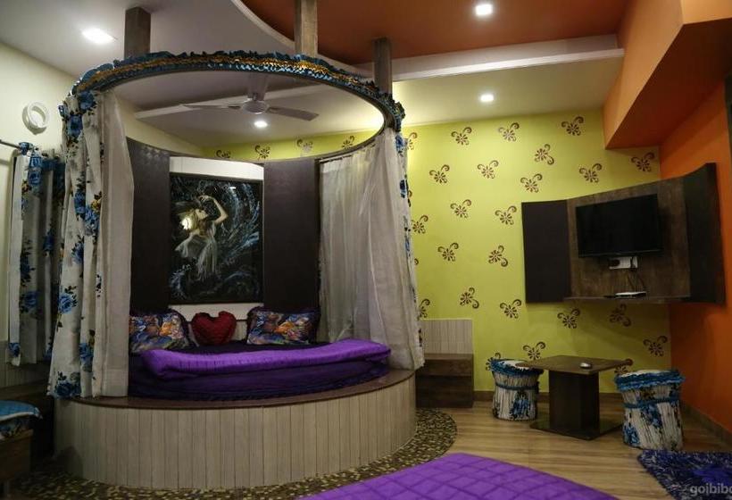 בית מלון כפרי Mahadev Resency