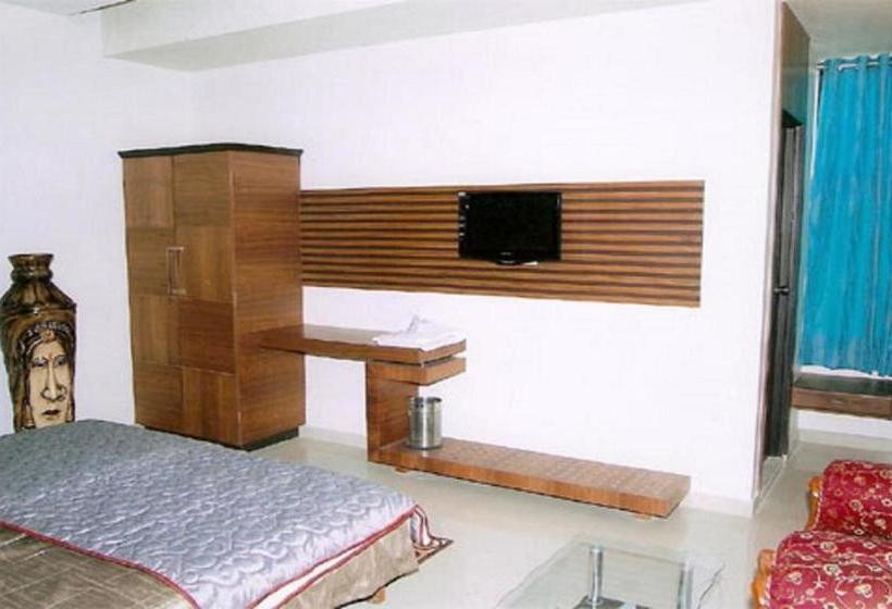 בית מלון כפרי Mahadev Resency