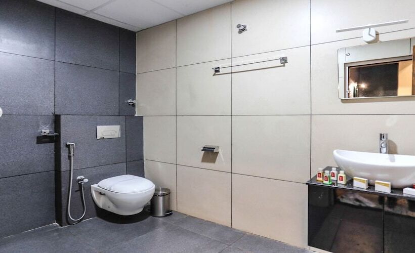 Hotel Nextel Inn, Calicut