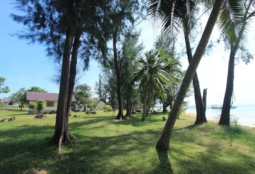 Hotelli T.k. Beach Resort Koh Mak