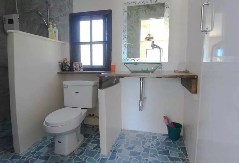 Hotelli T.k. Beach Resort Koh Mak