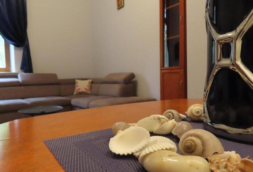 ペンション Dobry Zakątek Dom Rekolekcyjny