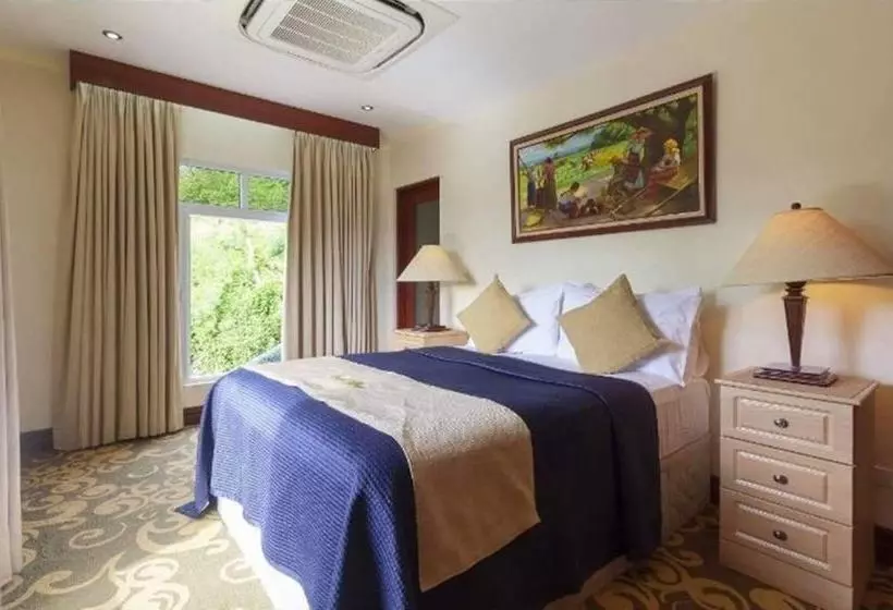 پانسیون Monk Haven