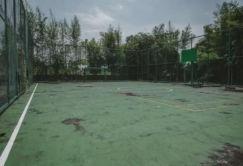 ペンション Reddoorz @ Jamin Ginting Medan