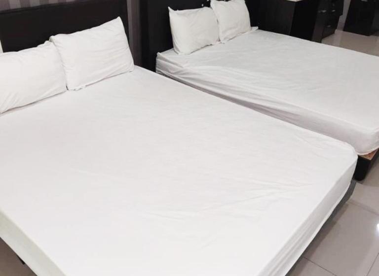 פנסיון Summer Inn