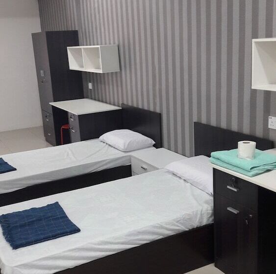 פנסיון Summer Inn