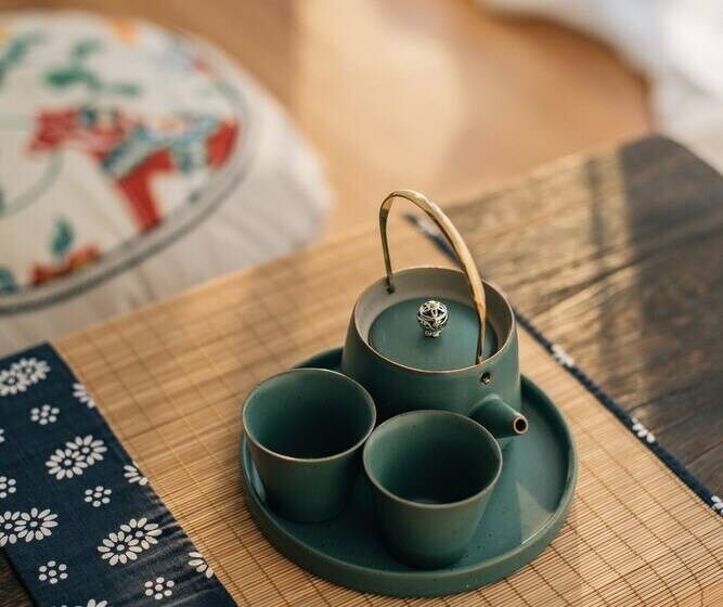 ペンション Vinawhisper Boutique