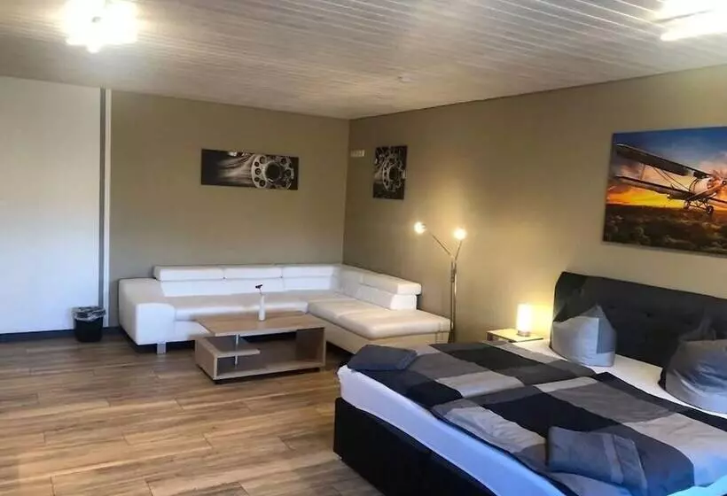 Pension Flying Ranch